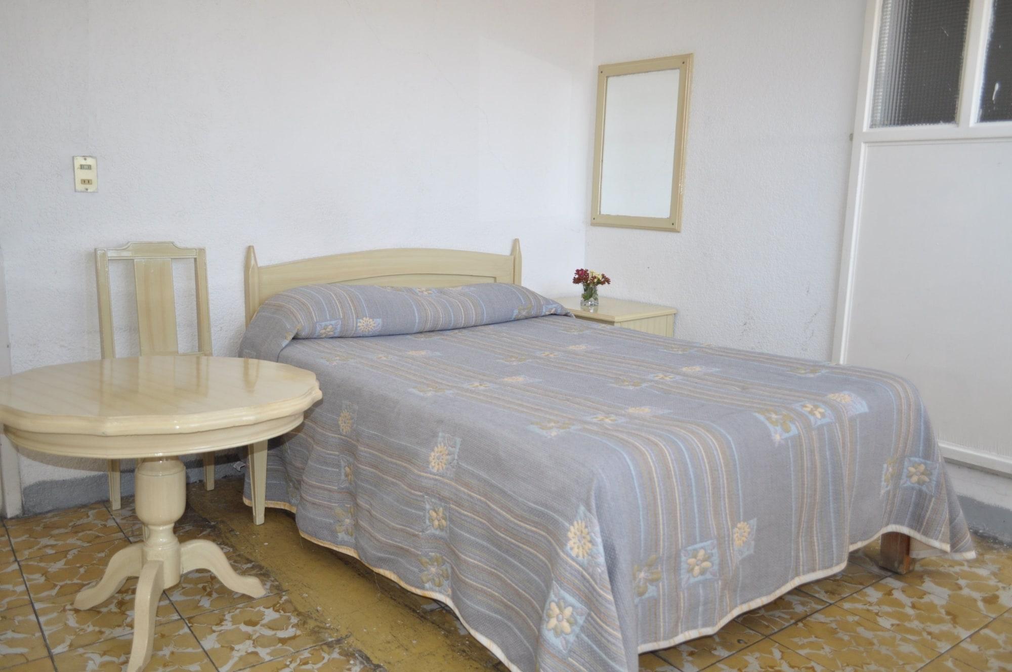 Hotel Viena Irapuato Esterno foto
